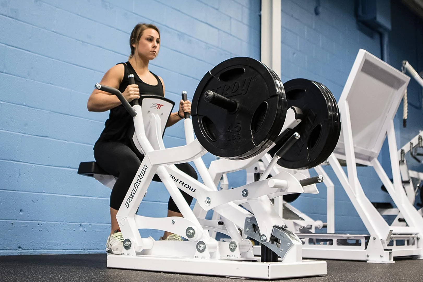 Rogers Athletic - 3 - Way Row | Pendulum - Image 9