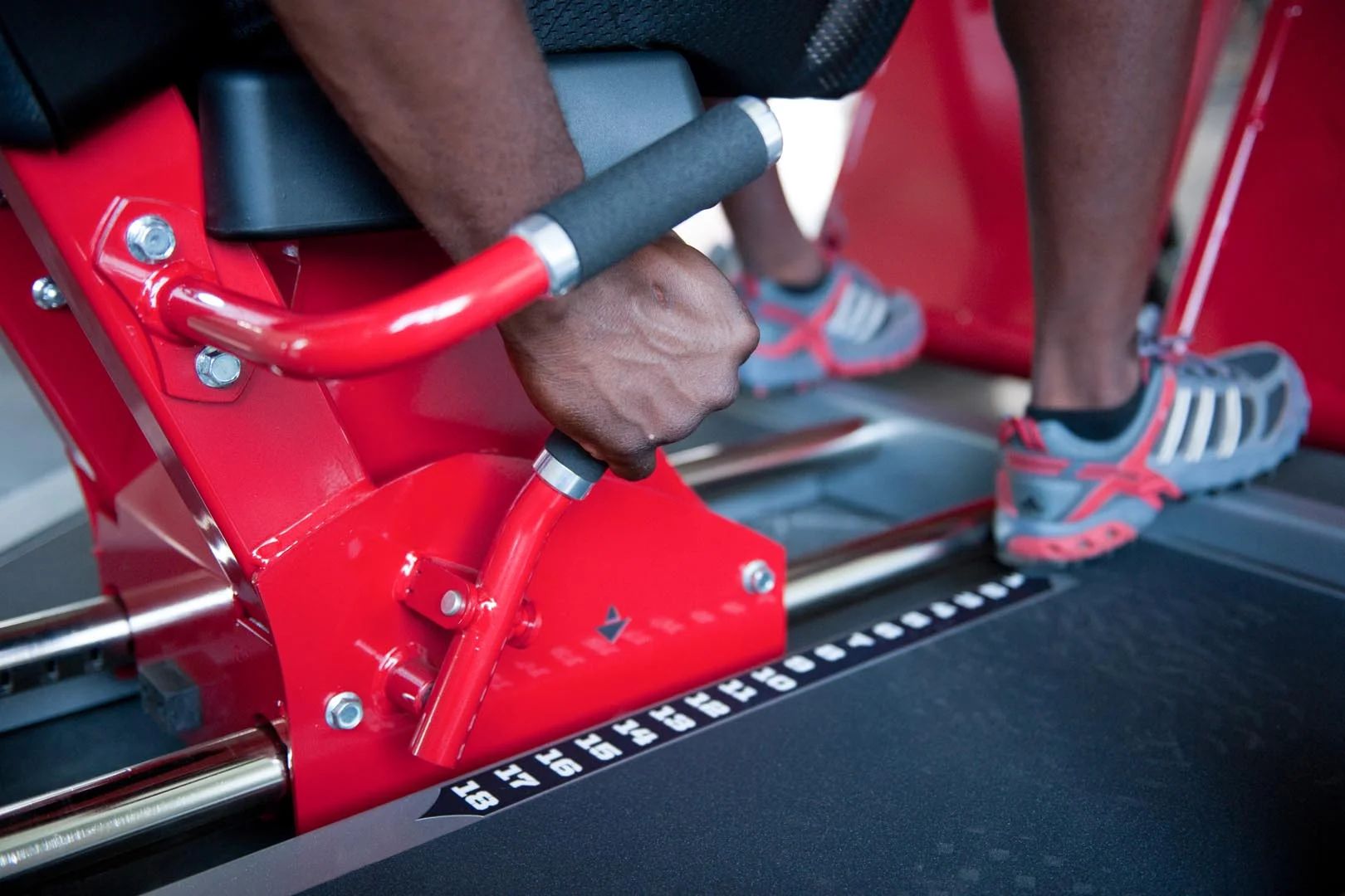 Rogers Athletic - Seated Squat Pro | Pendulum - Image 10